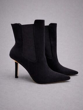 Good American neoprene black boots